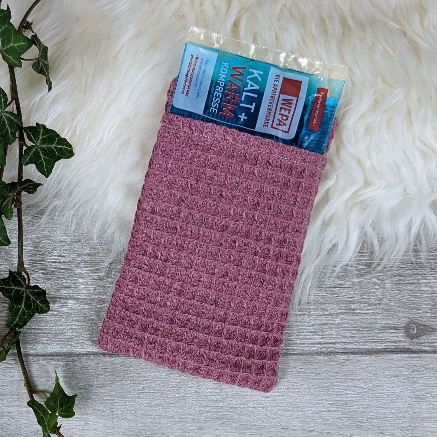 Stoffhülle aus Baumwolle für Kühlakku in lavendel mit Hotelverschluss