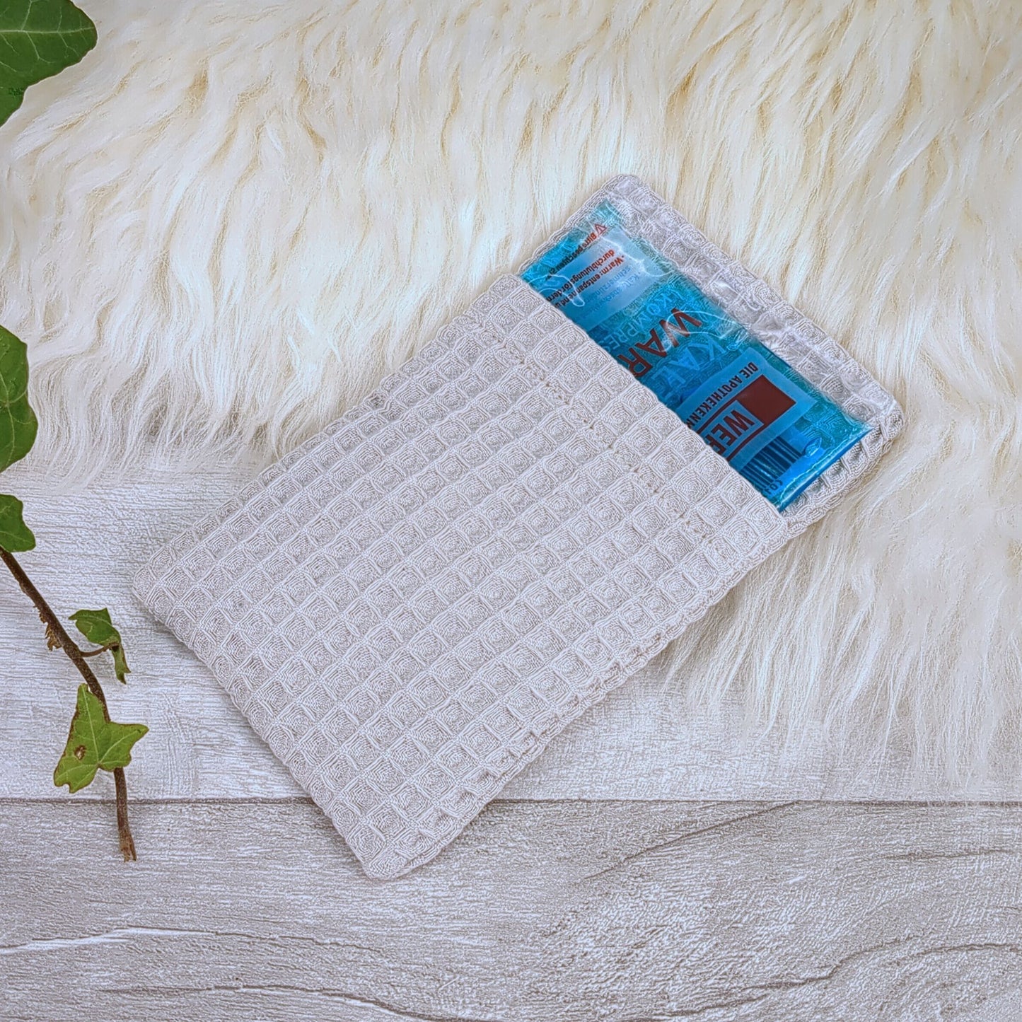 Stoffhülle aus Baumwolle für Kühlakku in creme mit Hotelverschluss