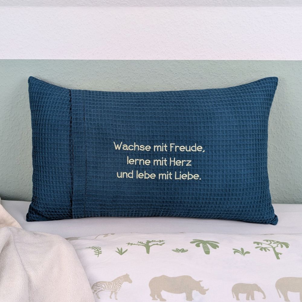 Taufkissen -Regenbogen- 30 cm x 50 cm und Dekostoff mit Taufspruch